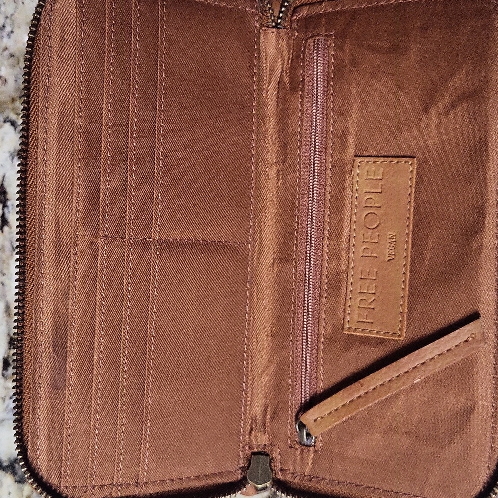 Free People Wristlet Walllet - Picture 8 of 12